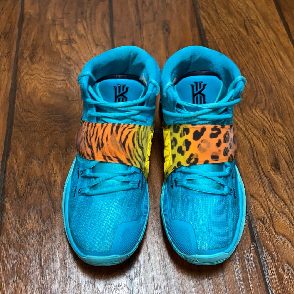 Nike Kyrie Animal Print - Oracle Aqua Like New